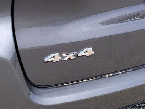 Used 2024 Jeep Compass Sport AWD/4WD image 10