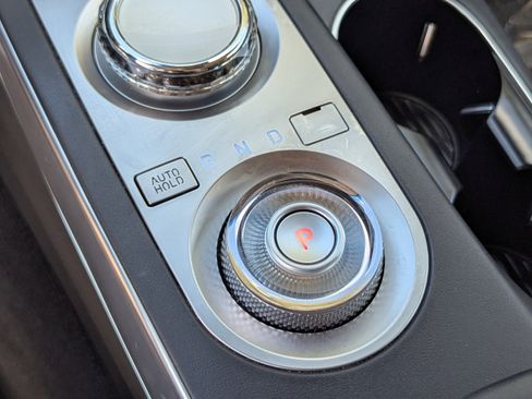 Used 2022 Genesis GV70 2.5T w/ Select Package image 27