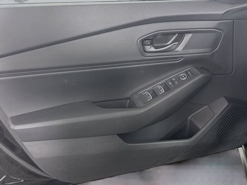 Certified 2023 Honda Accord EX image 26