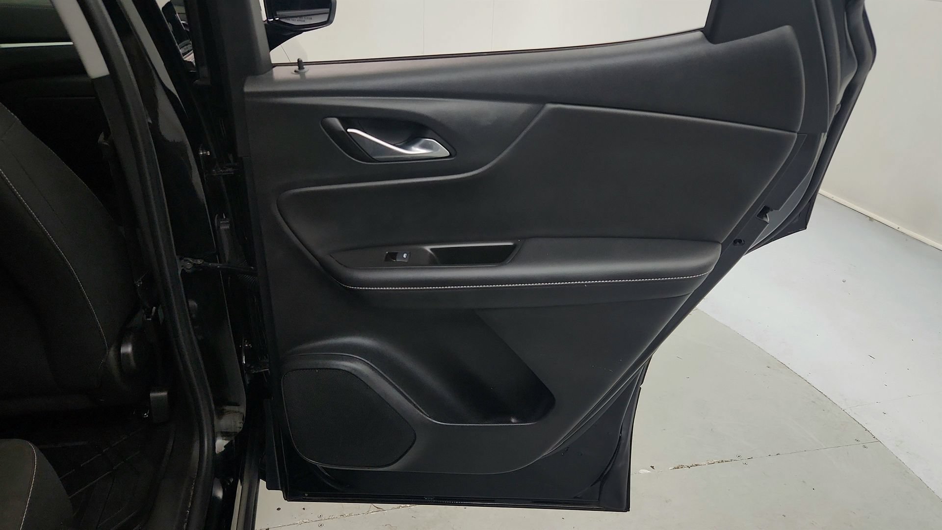 Certified 2024 Chevrolet Blazer LT w/ LPO, Floor Liner Package FWD image 26