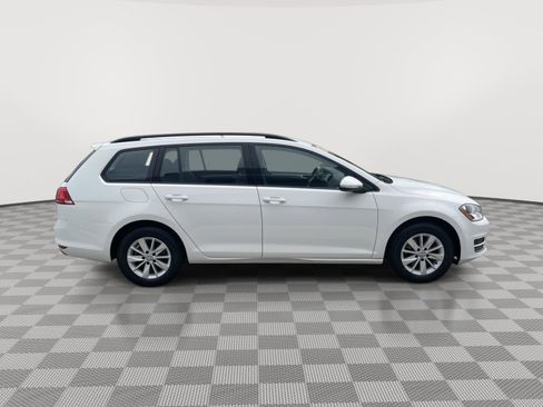 Used 2016 Volkswagen Golf S FWD image 9