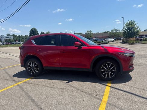 Used 2018 MAZDA CX-5 Touring w/ Preferred Equipment Package AWD/4WD image 24
