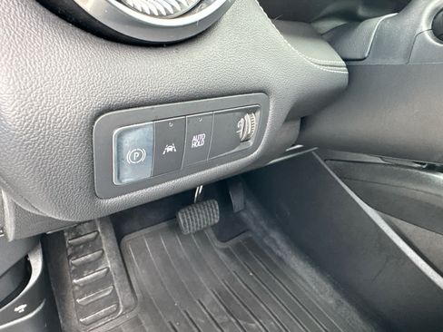 Used 2024 Chevrolet Blazer EV LT AWD/4WD image 20
