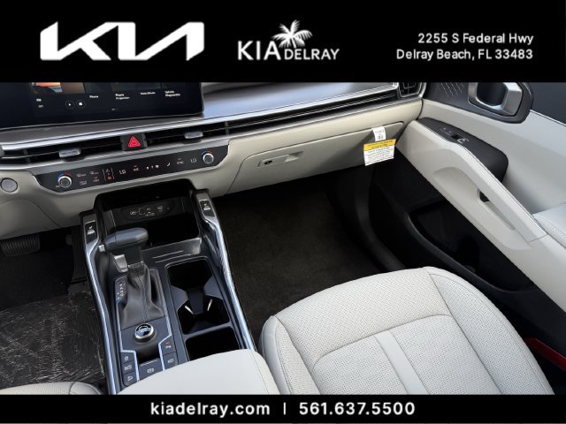 New 2026 Kia Sorento S FWD image 13