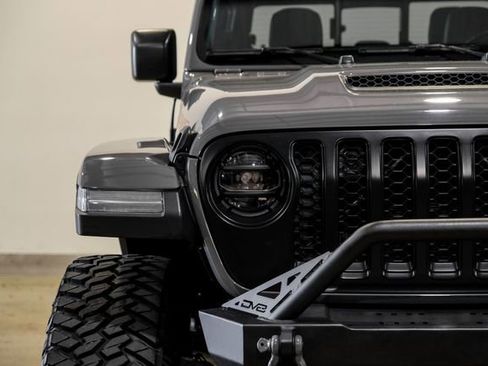 Used 2021 Jeep Gladiator Mojave image 3