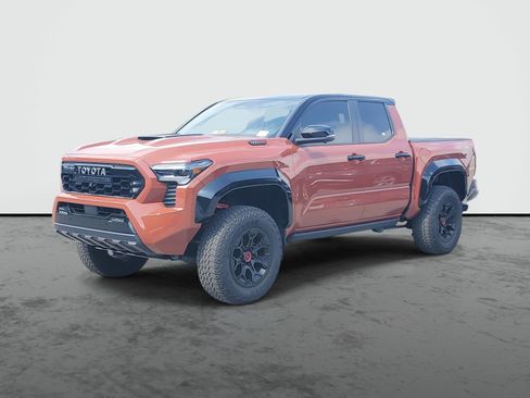 Used 2024 Toyota Tacoma TRD Pro AWD/4WD image 2
