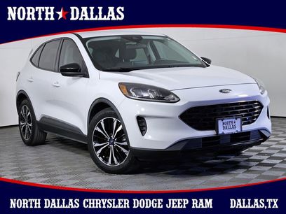 Used 2021 Ford Escape SE w/ SE Sport Appearance Package