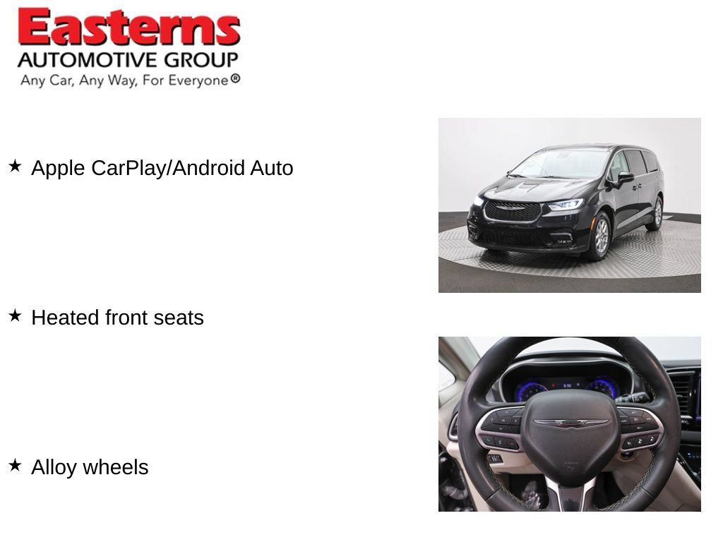 Used 2023 Chrysler Pacifica Touring-L FWD image 11