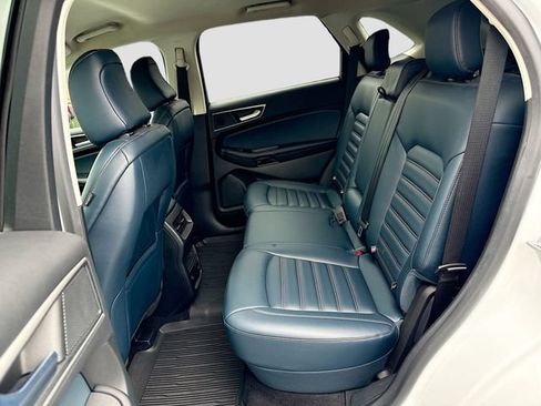 Certified 2023 Ford Edge SEL w/ Sport Appearance Package AWD/4WD image 30