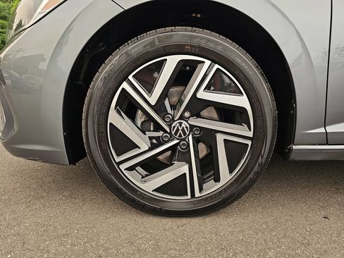 Certified 2024 Volkswagen Jetta SEL FWD image 24