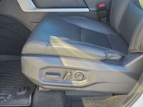 Used 2025 Toyota Tundra Limited image 28