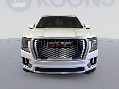 Used 2022 GMC Yukon Denali AWD/4WD image 11