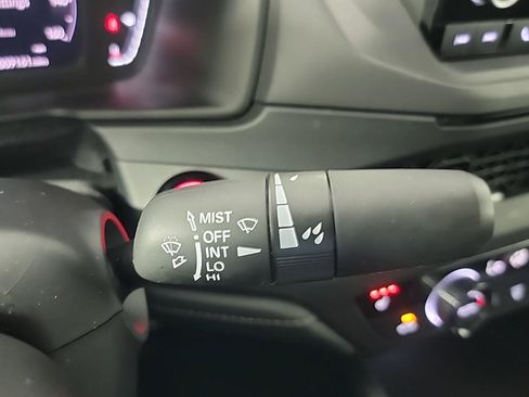 Certified 2025 Honda Accord SE image 28