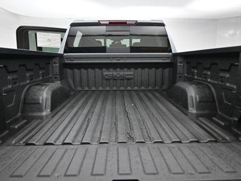 New 2026 GMC Sierra 1500 SLT w/ SLT Premium Plus Package image 25