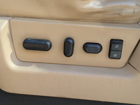 Used 2012 Ford F150 Lariat w/ Lariat Plus Pkg image 20