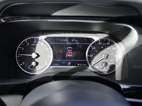 New 2025 Nissan Pathfinder SV image 12