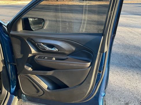 Used 2020 GMC Terrain SLT image 34