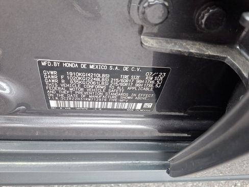 Certified 2024 Honda HR-V LX image 28