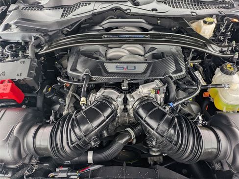 Used 2024 Ford Mustang Dark Horse image 23