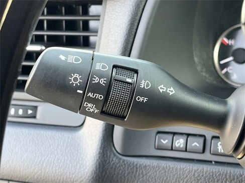 Used 2021 Lexus RX 350L Luxury image 43