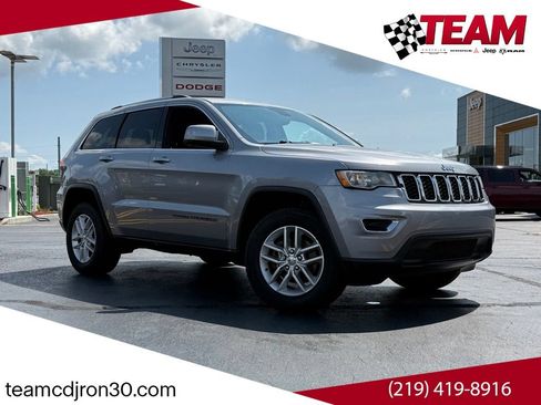 Used 2018 Jeep Grand Cherokee Laredo AWD/4WD image 1