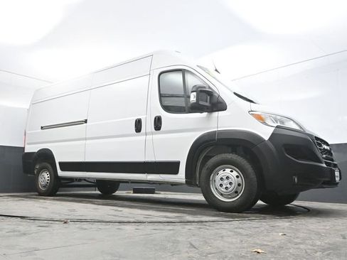 Used 2024 RAM ProMaster 2500 w/ Convenience Group FWD image 30