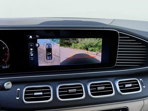 New 2026 Mercedes-Benz GLS 450 4MATIC image 24