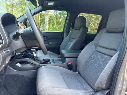 New 2026 Nissan Frontier SV w/ Tow Package image 19