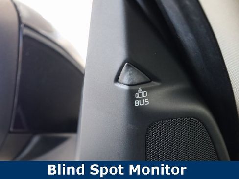 Used 2016 Volvo S60 T5 Premier w/ Convenience Package image 15