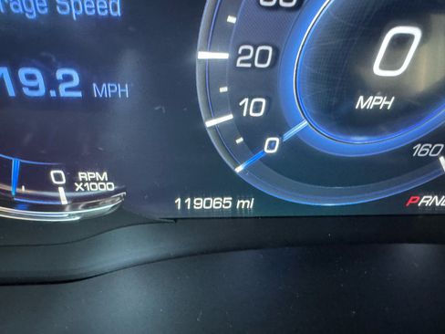 Used 2019 Cadillac Escalade Luxury image 20