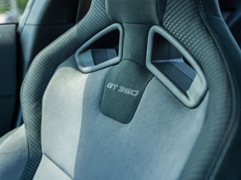 Used 2020 Ford Mustang Shelby GT350 w/ Technology Package image 37