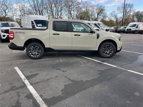 New 2025 Ford Maverick XLT w/ XLT Luxury Package image 2