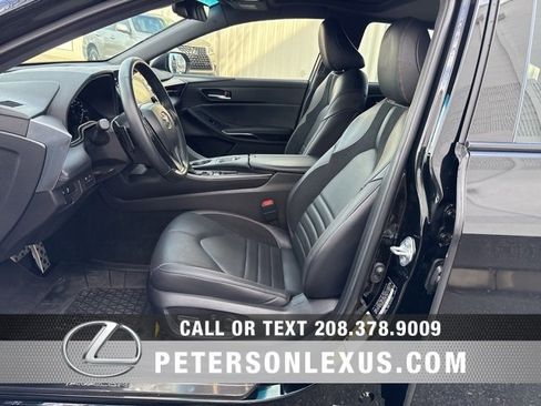 Used 2022 Toyota Avalon XSE image 22