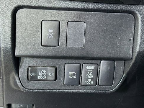 Used 2023 Toyota Tacoma TRD Off-Road w/ Technology Package image 21