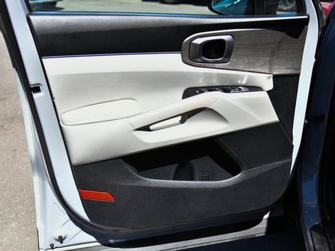 Used 2023 Kia Sorento EX FWD image 14