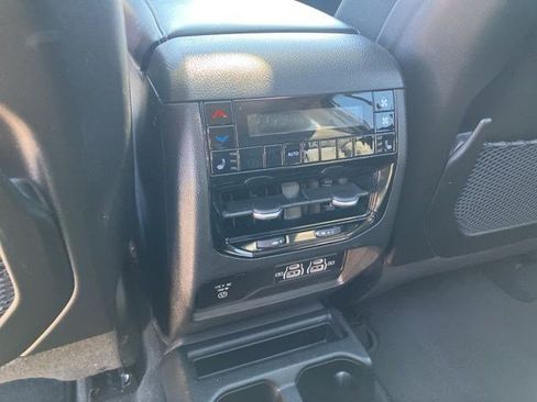 Certified 2023 Jeep Grand Cherokee L Limited image 25