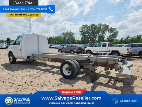 Used 2011 Ford E-450 and Econoline 450 Super Duty RWD image 4