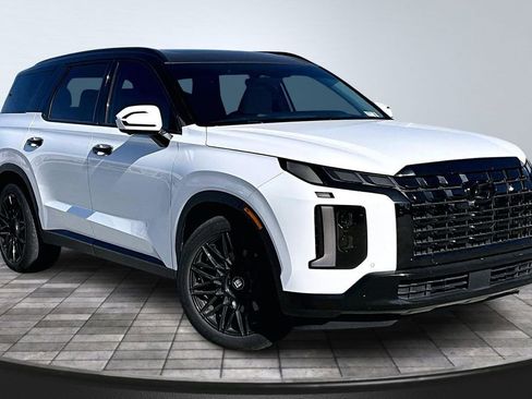 Used 2024 Hyundai Palisade Limited image 38