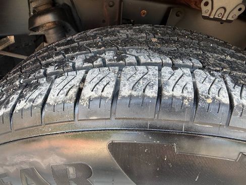 Used 2013 Toyota Tundra 2WD CrewMax w/ SR5 Pkg image 41