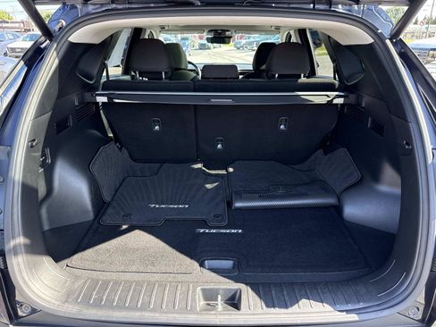 Certified 2022 Hyundai Tucson SEL w/ Cargo Package AWD/4WD image 22