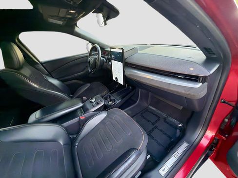 Used 2021 Ford Mustang Mach-E GT AWD/4WD image 33