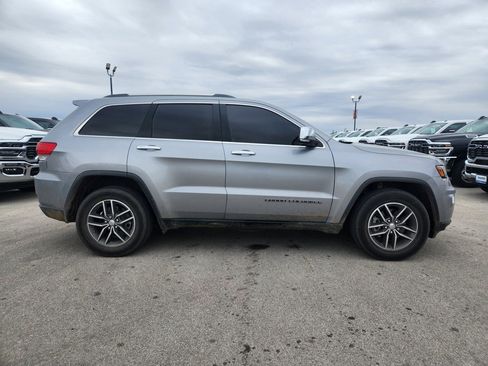 Used 2018 Jeep Grand Cherokee Limited w/ Luxury Group II image 5