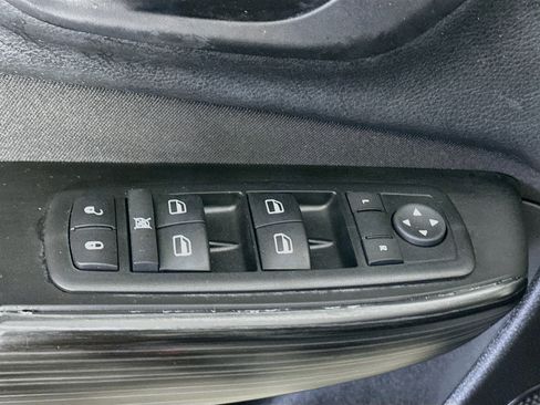 Used 2014 Jeep Cherokee Sport AWD/4WD image 15