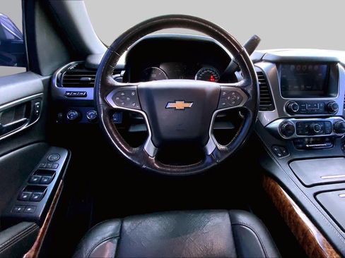 Used 2018 Chevrolet Tahoe Premier AWD/4WD image 5