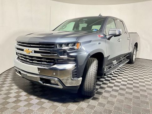 Used 2022 Chevrolet Silverado 1500 LTZ AWD/4WD image 2