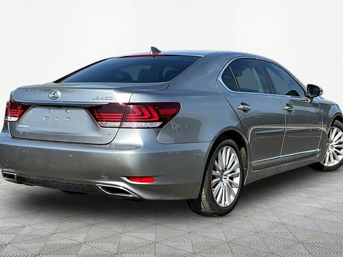 Used 2017 Lexus LS 460 AWD w/ Comfort Package image 6