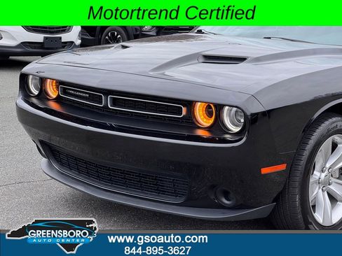 Used 2023 Dodge Challenger SXT image 29
