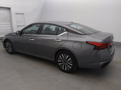 Used 2023 Nissan Altima 2.5 SV image 3