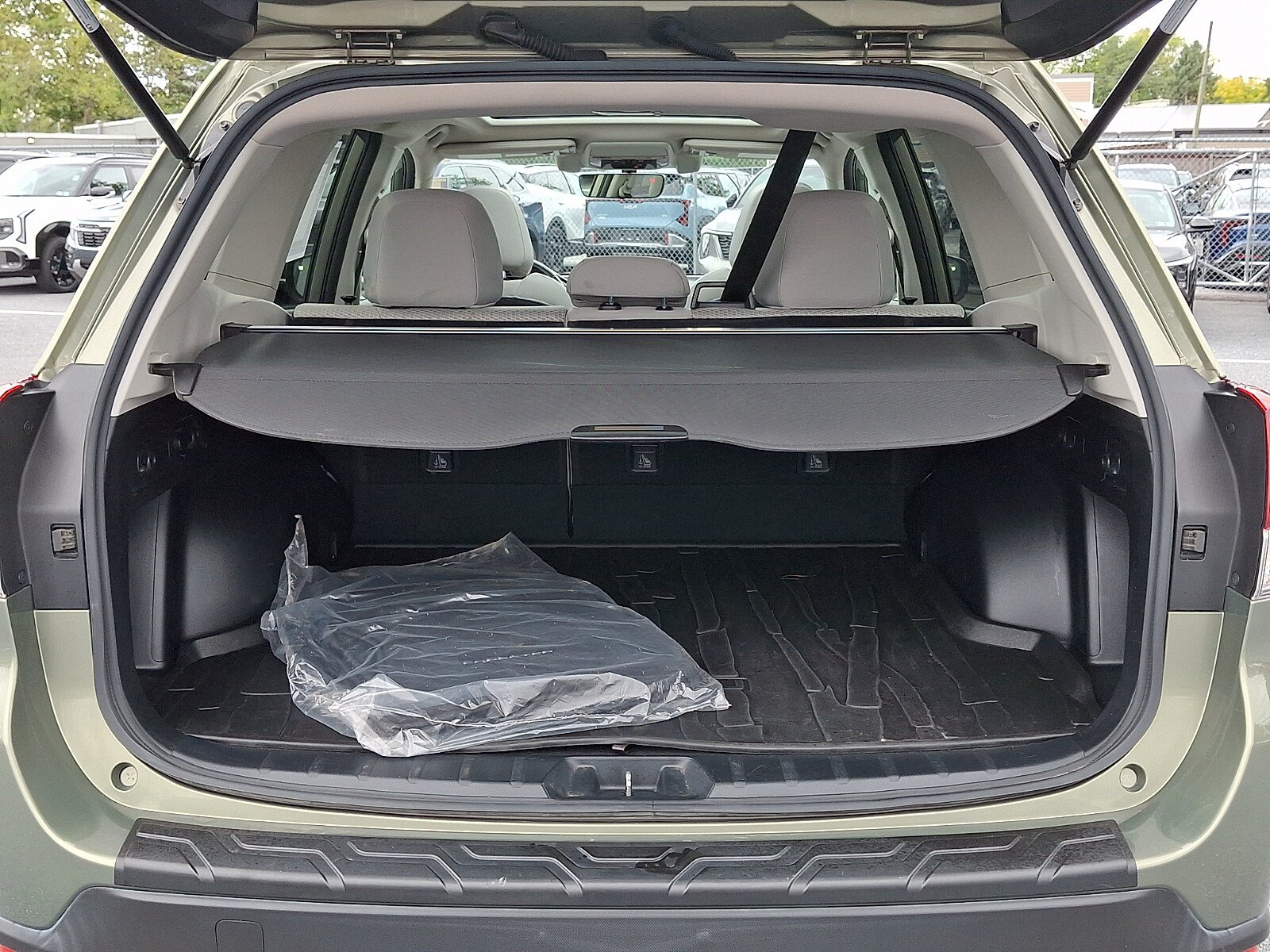 Used 2019 Subaru Forester Premium AWD/4WD image 30