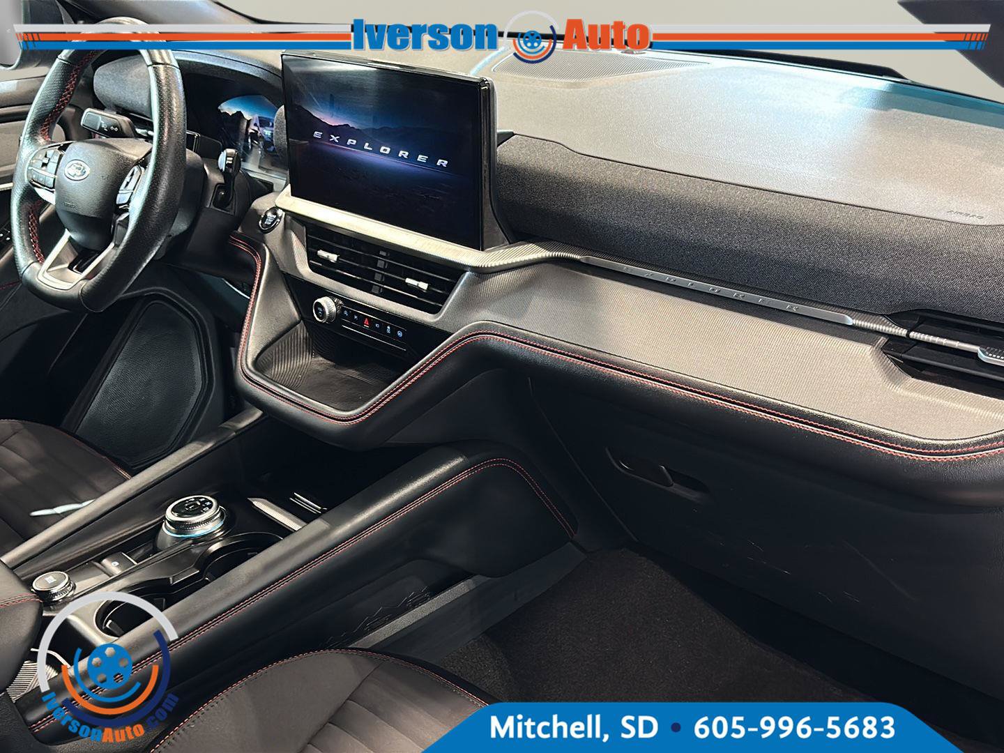 Used 2025 Ford Explorer ST-Line AWD/4WD image 33